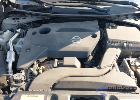 2015 Nissan Altima 2.5 S z USA, uszkodzony, nr VIN 1N4AL3AP2FC473355